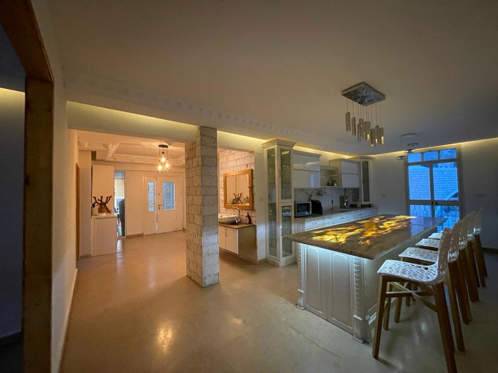 Diamond Luxury - * Haïfa